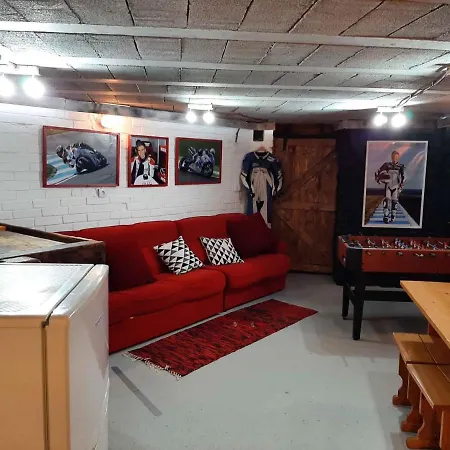 - Balaton 20230 Nyaraló *